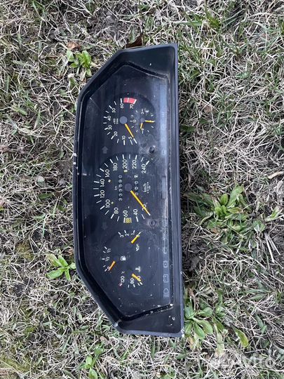 Приборная панель mercedes w201