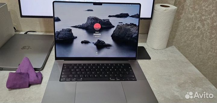 Macbook pro 16 m1 pro