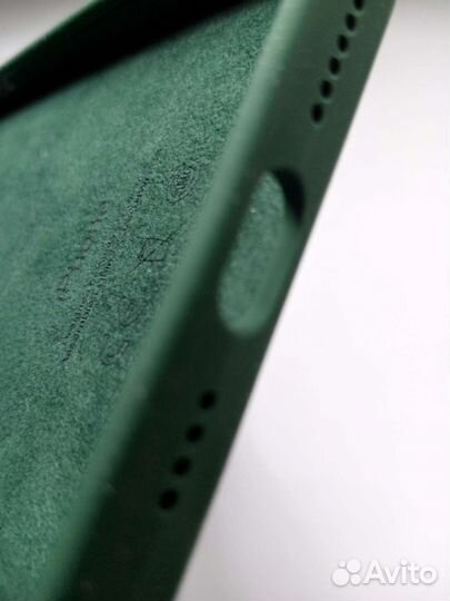 Силиконовый чехол для iPhone 13/14/Pro/Max