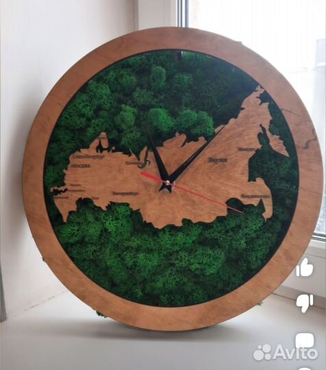 Часы со мхом