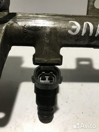 Форсунка топливная Hyundai Elantra XD