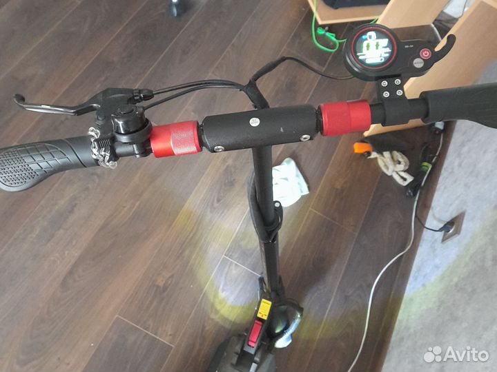 Самокат взрослый электрический бу