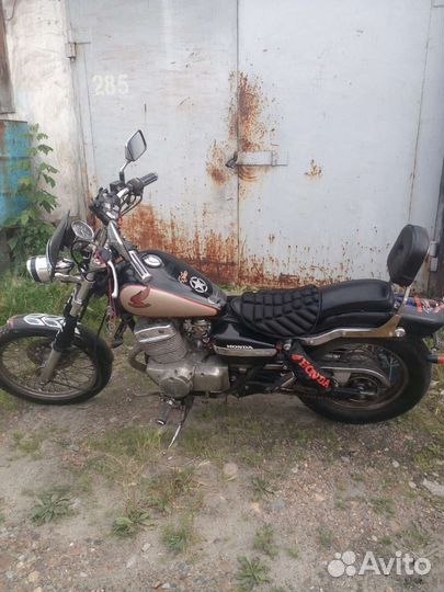 Honda rebel 250