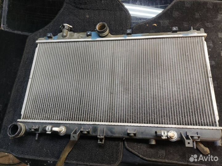 Радиатор двс Subaru Legacy BR BM