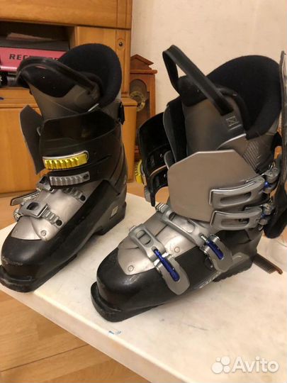 Горнолыжные ботинки