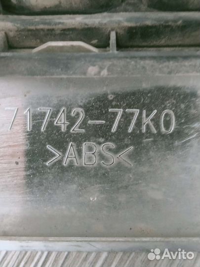 Решетка радиатора suzuki grand vitara