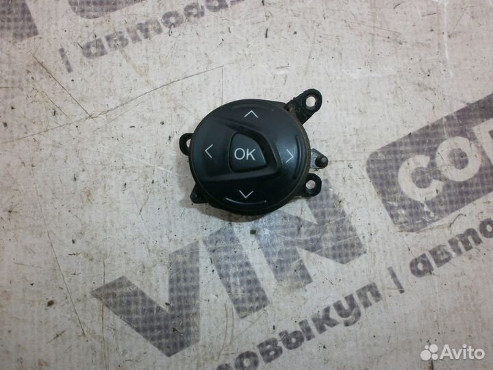 Кнопки многофункциональные Ford Focus 3