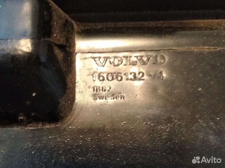 Вещевой ящик Вольво FL