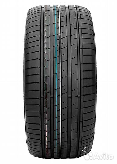 Compasal Blazer UHP II 225/40 R19 93Y
