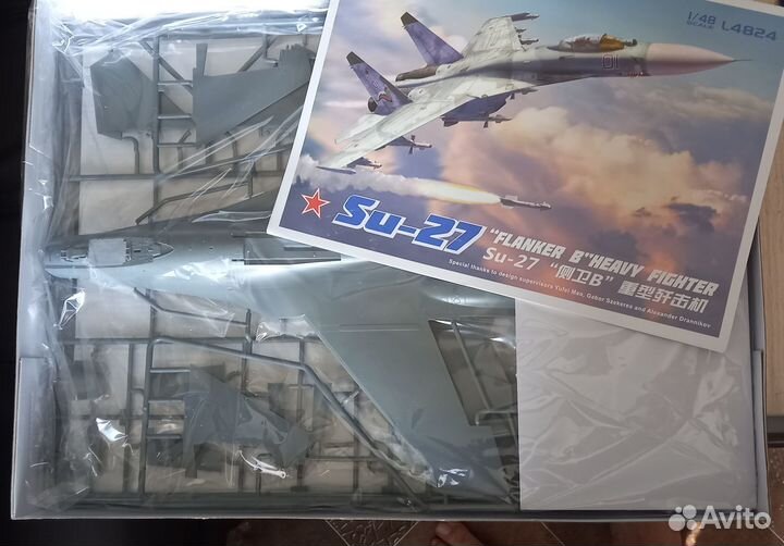 Су-27 в масштабе 1:48, модель от фирмы GWH