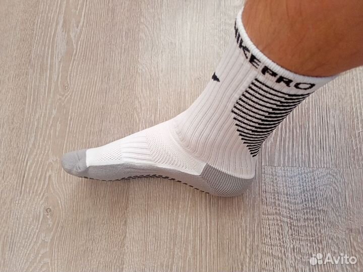 Носки противоскользящие nike adidas tapedesign