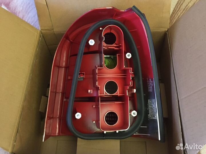 Фонарь задний левый audi a4 (универсал)