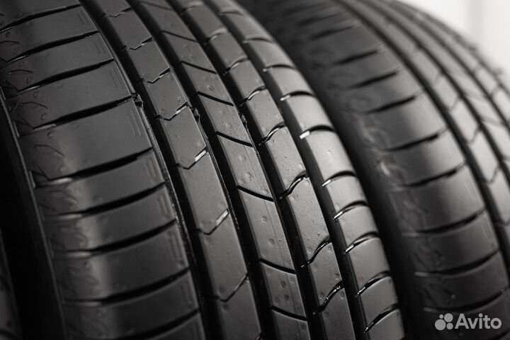 Kumho Ecsta HS51 205/60 R16 92H