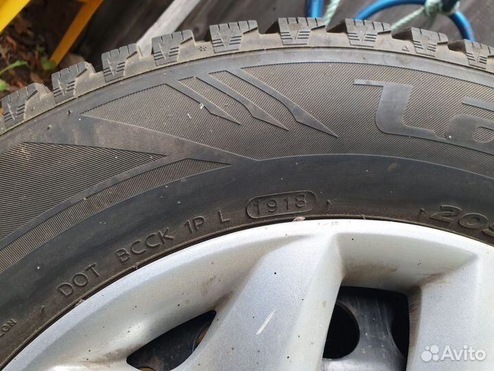 Laufenn I Fit Ice LW 71 205/65 R15 94T