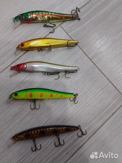 Набор воблеров