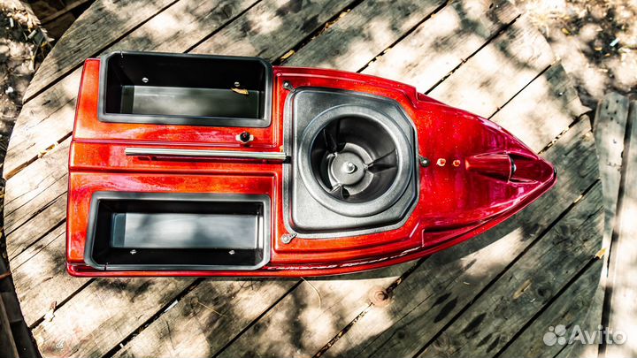 Карповый кораблик,разбрасыватель,камера,эхолот