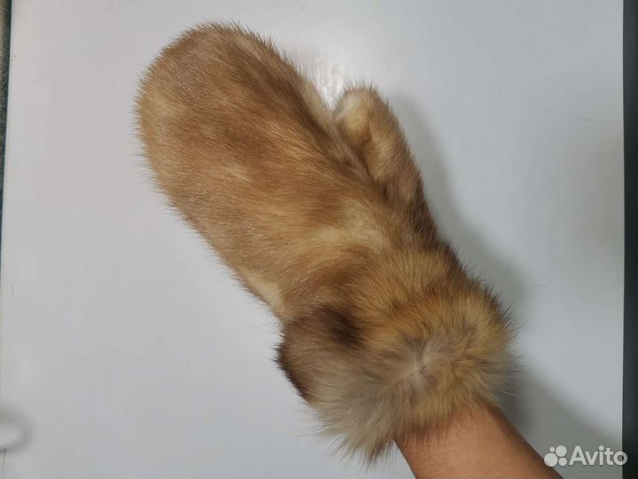 Варежки норковые женские