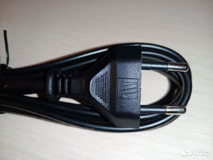 Кабель питания 220В 2.5А С7 - 7/16