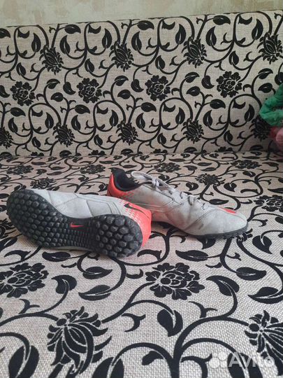 Бутсы шиповки