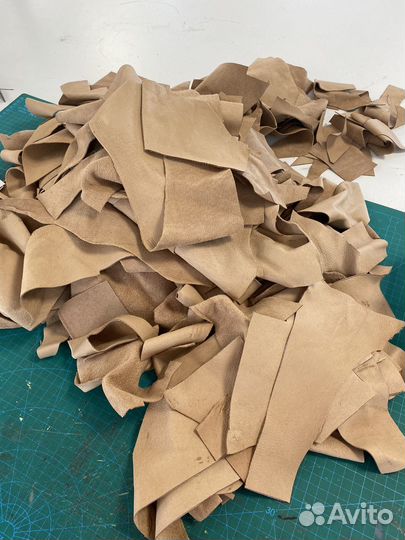 Лоскут натуральной кожи для рукоделия