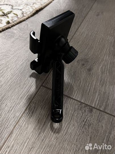 Держатель телефона на мотоцикл