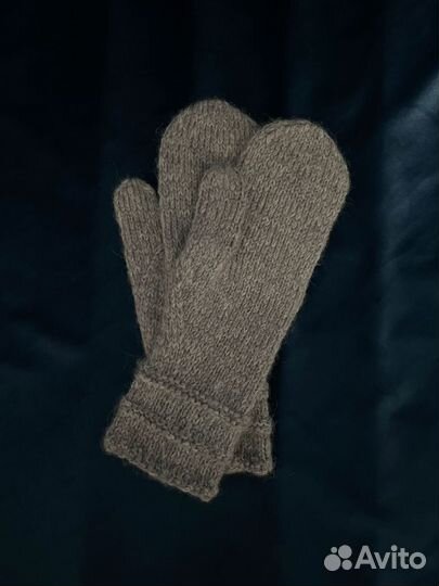 Варежки ручной работы женские