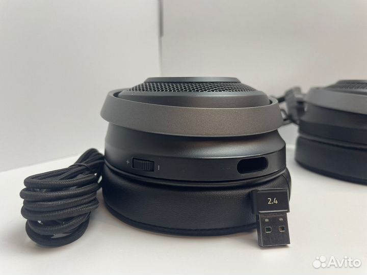 Наушники Razer Nari Ultimate