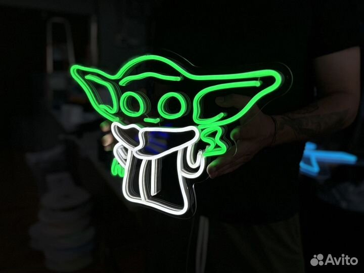 Неоновая вывеска с подсветкой