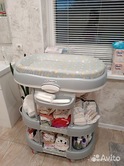 Ванна для купания с подставкой