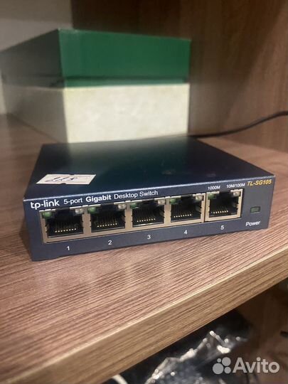 Коммутатор TP-Link TL-SG105