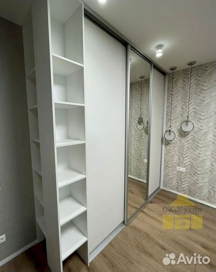 Распашной шкаф