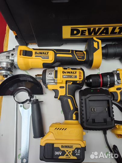 Набор DeWalt 4в1 аккумуляторный