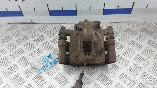 Суппорт тормозной задний правый mercedes benz vito