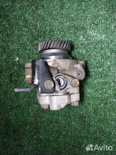 Насос гидроусилителя руля Nissan Patrol ZD 30 3.0