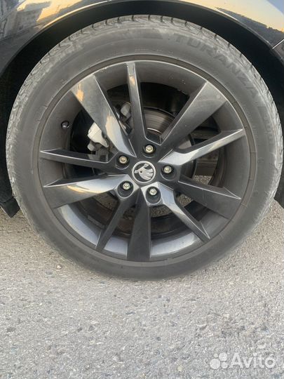 R17 Bridgestone Turanza T001 225/45, PCD 5x112 DIA 57.1