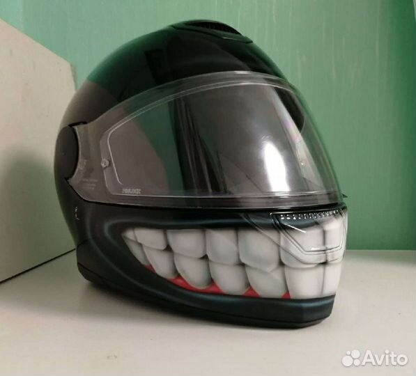 Аэрография на шлемах мотоциклах, автомобилях