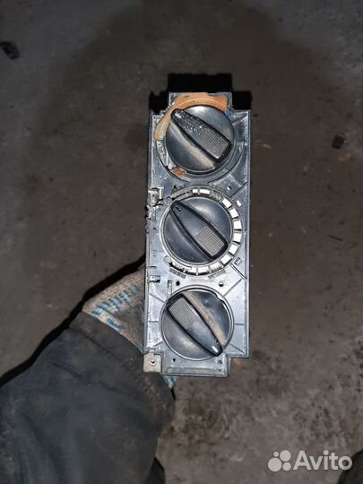 Блок управления печкой Volkswagen Golf 3