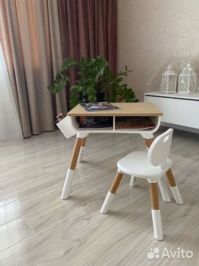 Детский стол и стул