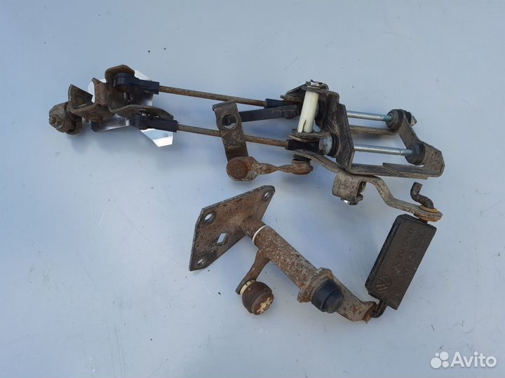 Механизм выбора передач Skoda Octavia A4