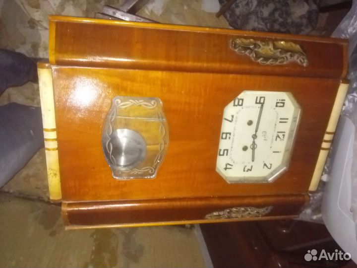 Старинные часы