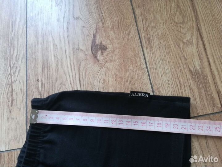 Спортивные шорты (футболка в подарок)