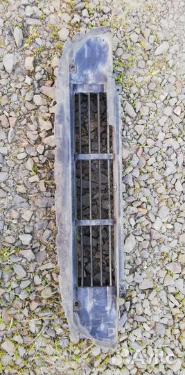 Заслонка радиаторов Volvo XC40 с 2017-2022