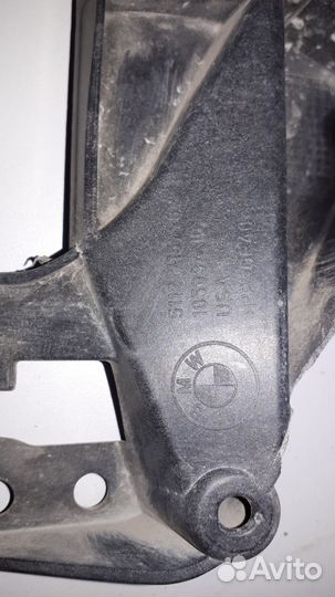 Кронштейн крепления крыла BMW X5 E70 2007-2013