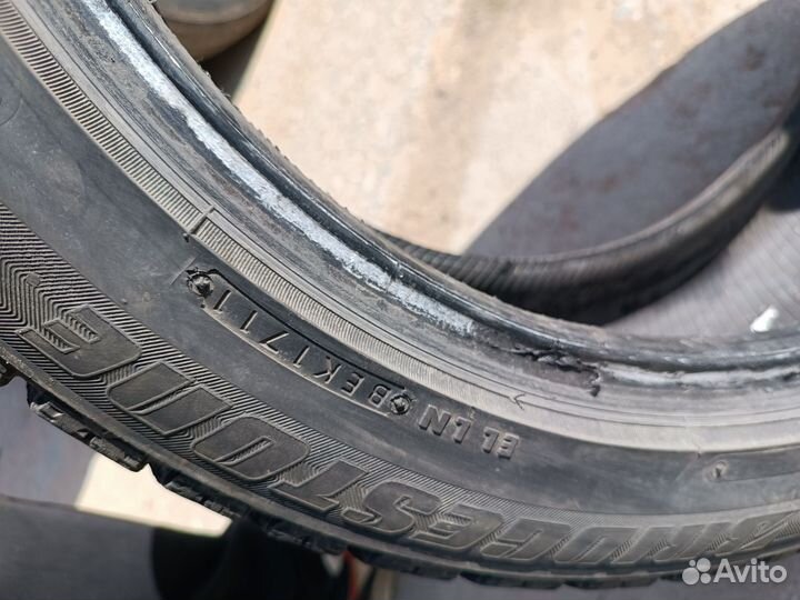 Bridgestone Blizzak Revo GZ 245/45 R19