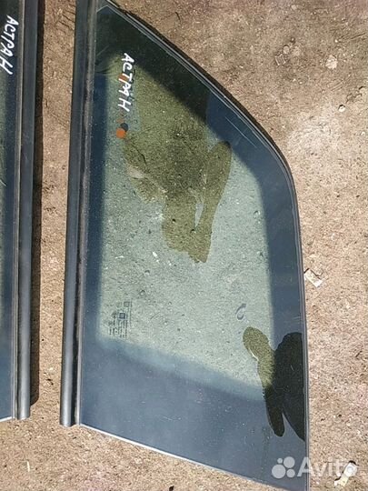 Форточка opel astra h универсал правая