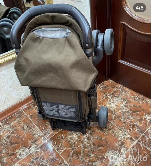 Прогулочная коляска nuna