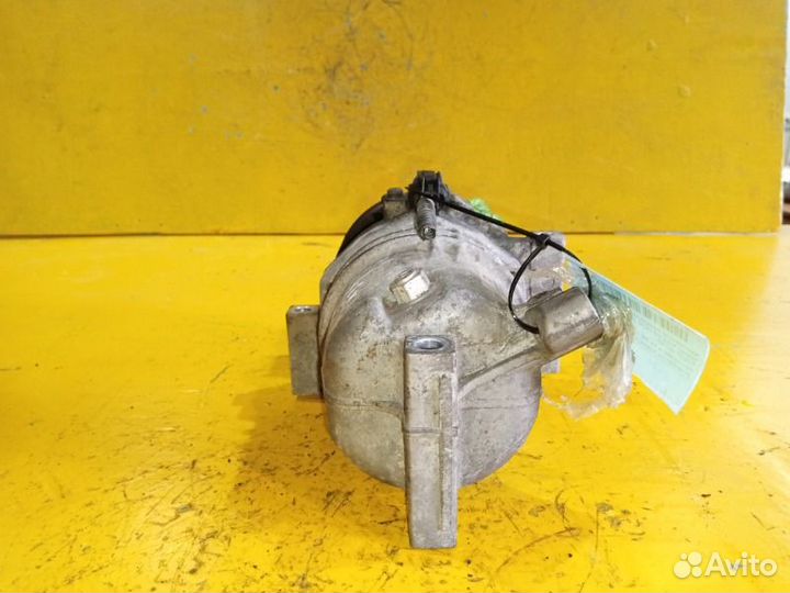 Компрессор кондиционера Nissan Note HR16DE