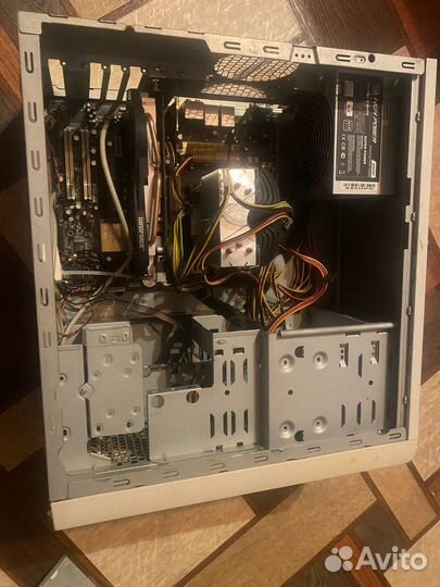 Старенький персональный компьютер