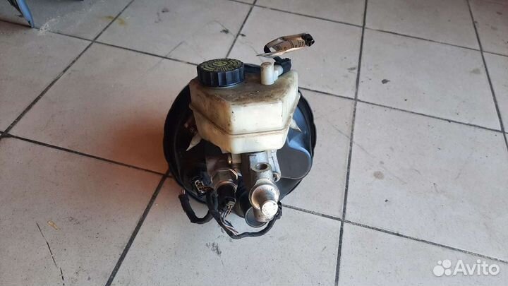 Главный тормозной цилиндр мерседес w203 C-класс