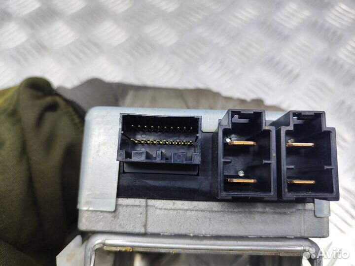 Блок управления рулевой рейкой Suzuki Sx4 1.6 M16A